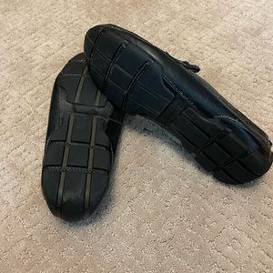 Black leather mens loafers / driving shoes